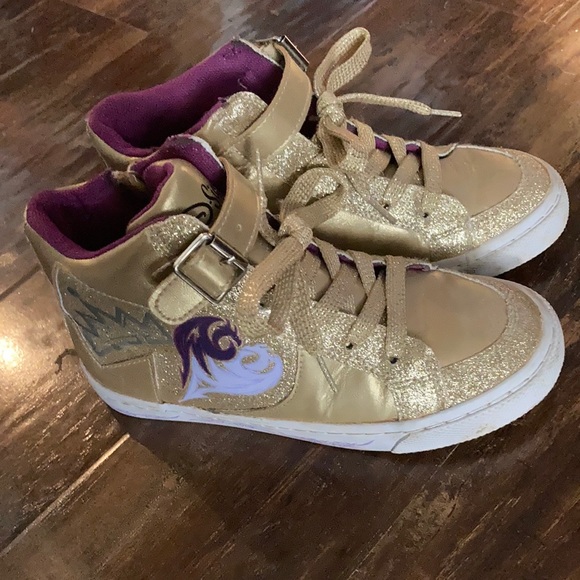 Disney Other - Disney D-Signed Royalty Rules high top shoes